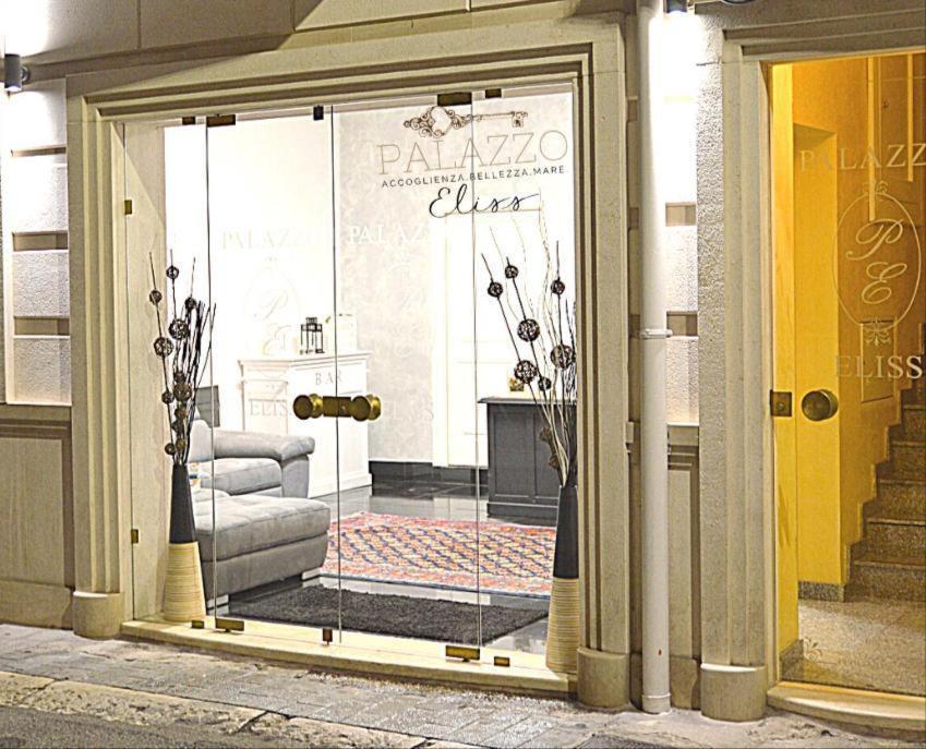 B&B Palazzo Eliss Di Bartocci Srl Маргерита-ди-Савойя Экстерьер фото