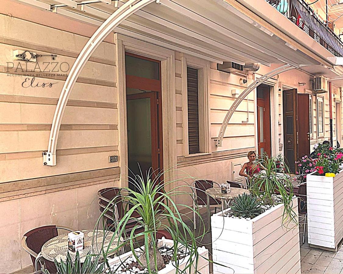 B&B Palazzo Eliss Di Bartocci Srl Маргерита-ди-Савойя Экстерьер фото